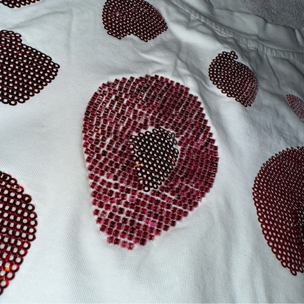 QUEEN OF SPARKLES Red and White Short Sleeve Tee l sequin beaded new - Picture 5 of 8